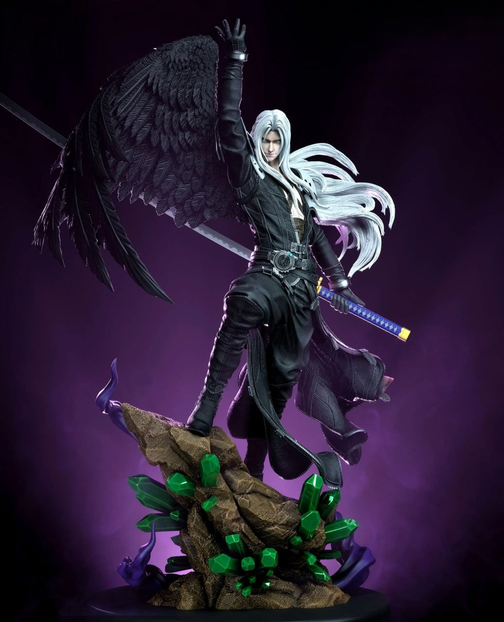 Figurine Sephiroth de Final Fantasy avec aile noire et katana Masamune
